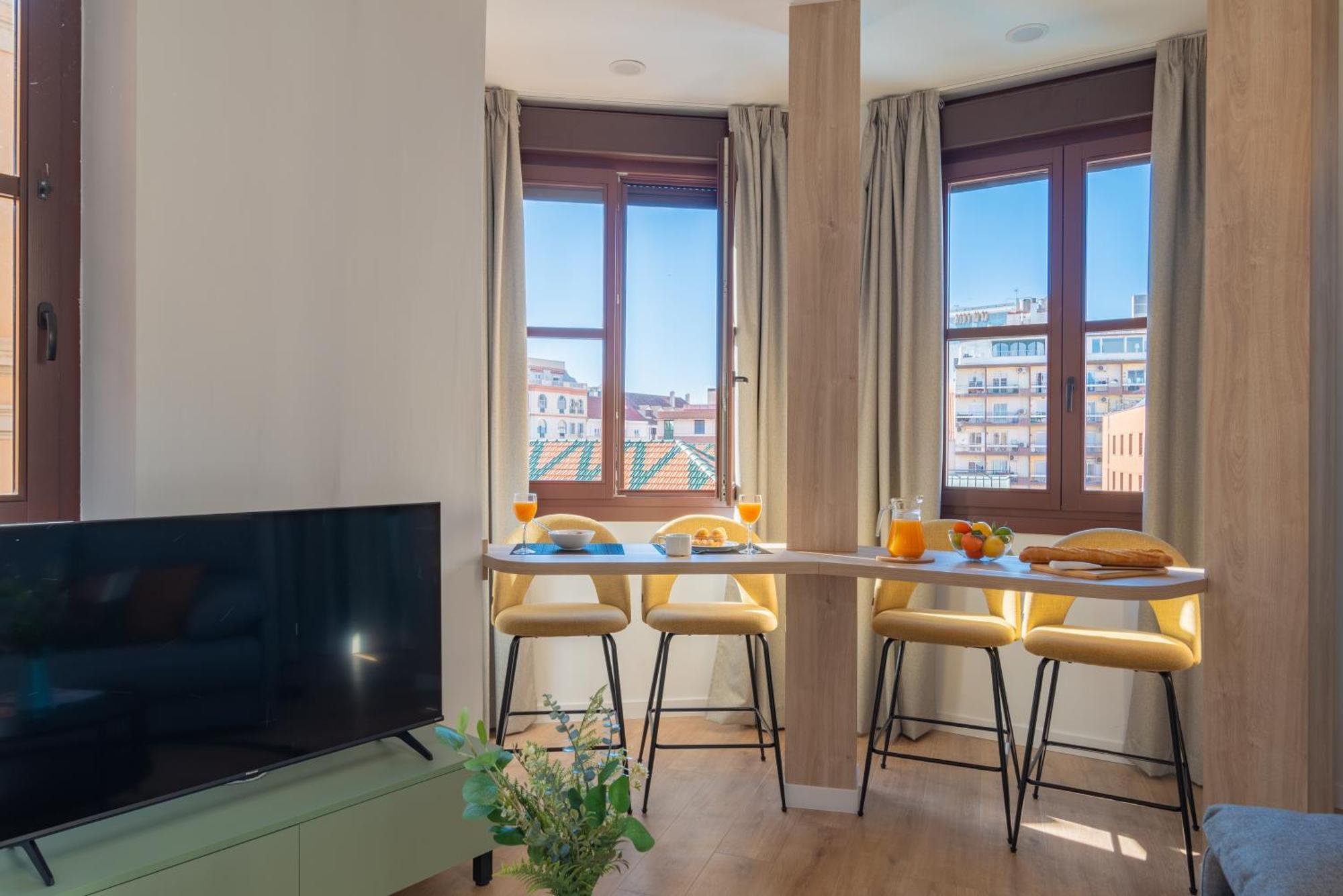 Feelathome Atarazanas Apartments Malaga Exterior photo