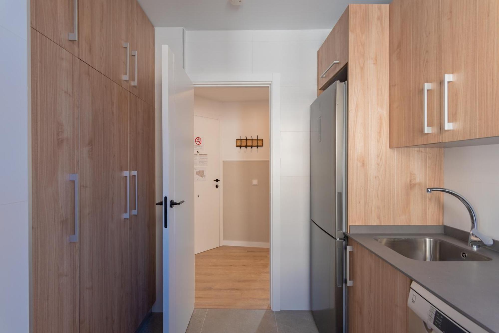 Feelathome Atarazanas Apartments Malaga Exterior photo