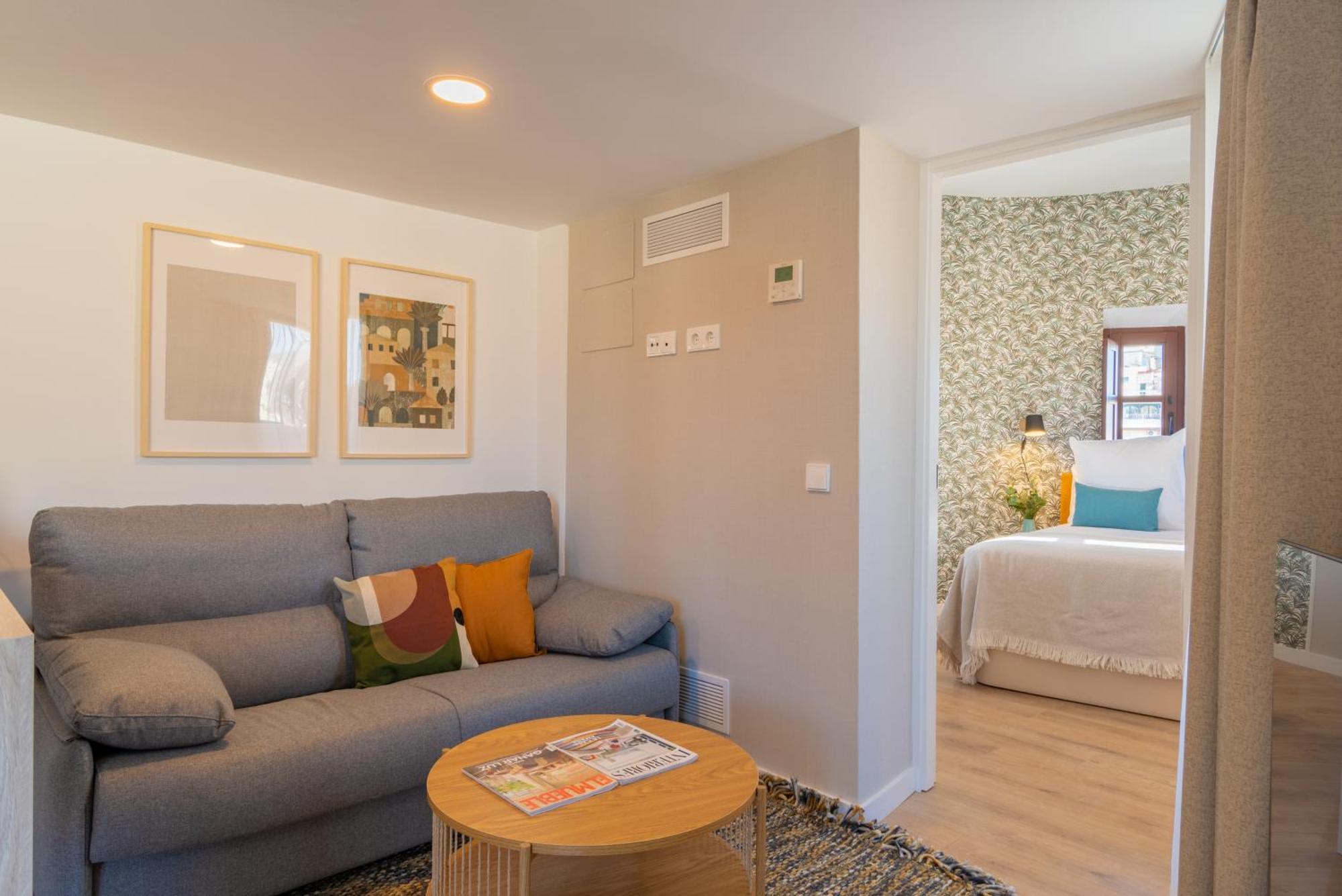 Feelathome Atarazanas Apartments Malaga Exterior photo