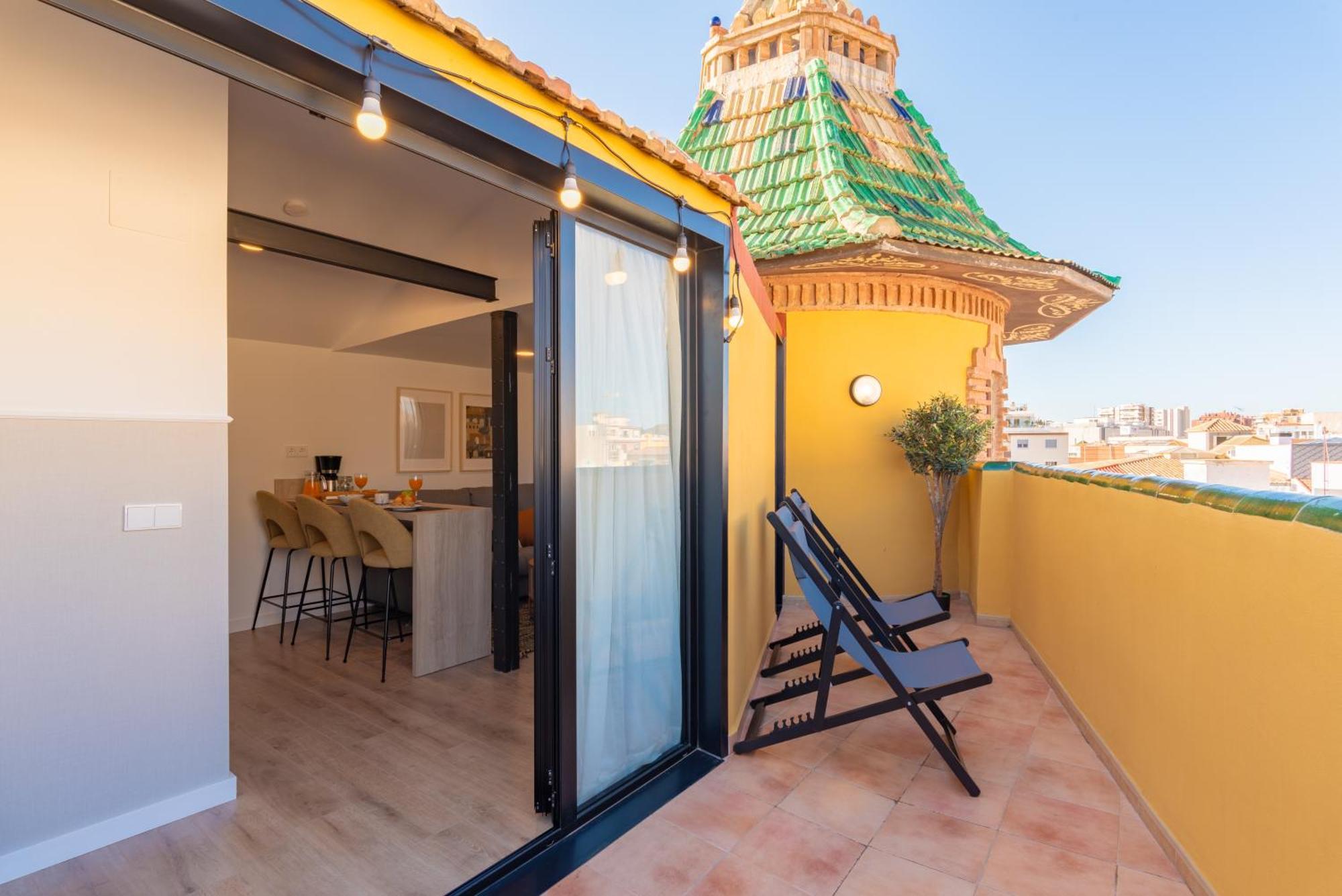 Feelathome Atarazanas Apartments Malaga Exterior photo