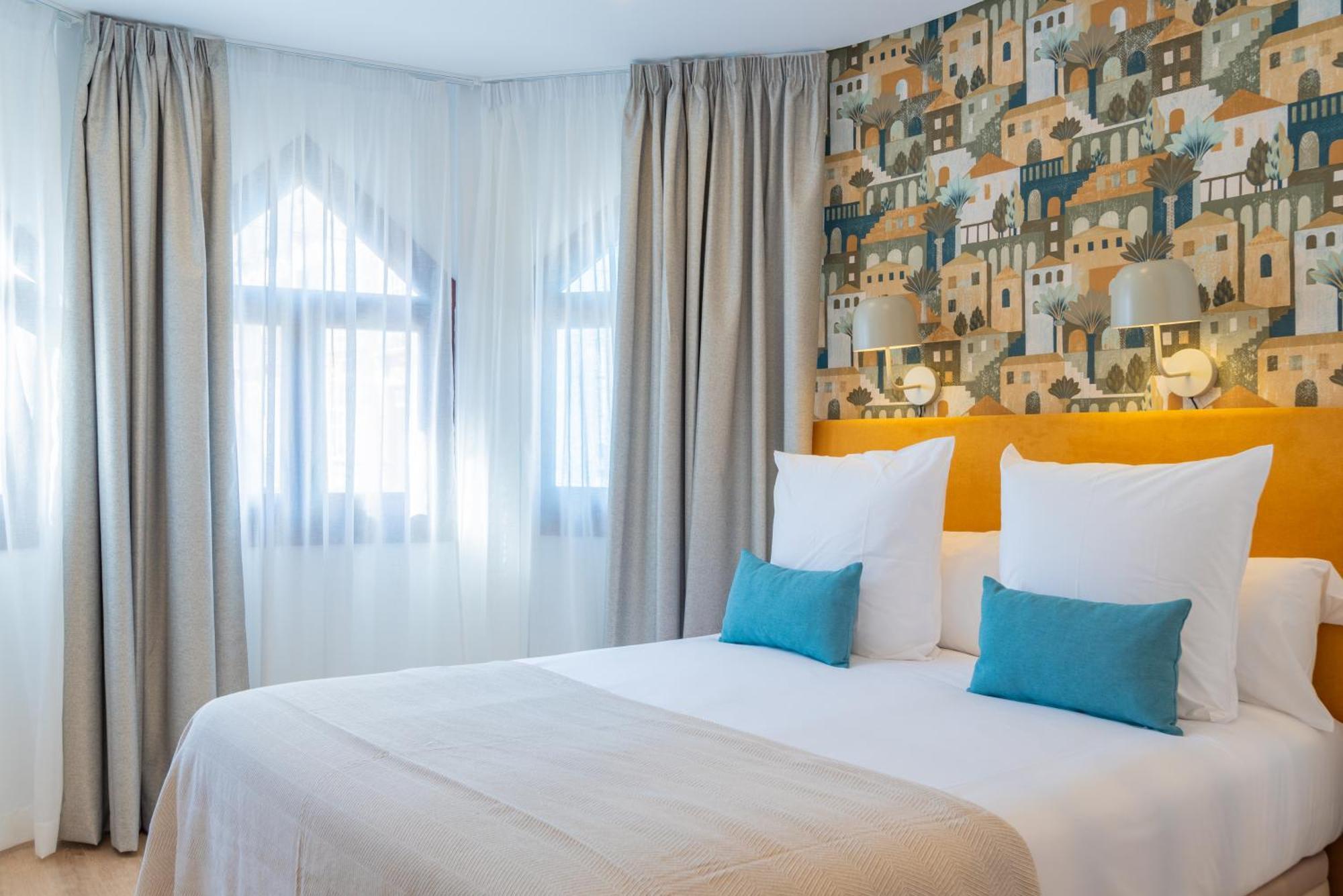 Feelathome Atarazanas Apartments Malaga Exterior photo