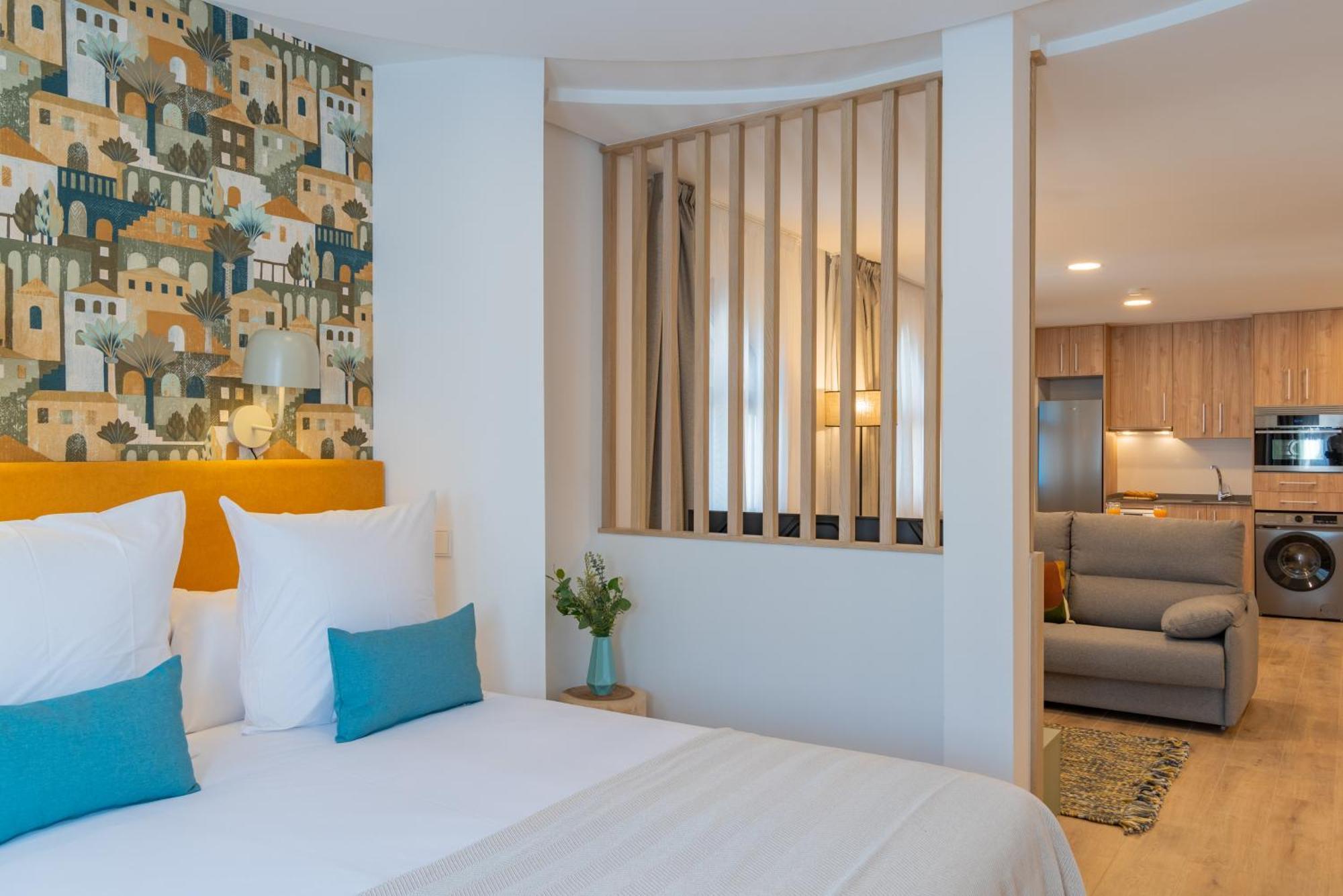 Feelathome Atarazanas Apartments Malaga Exterior photo