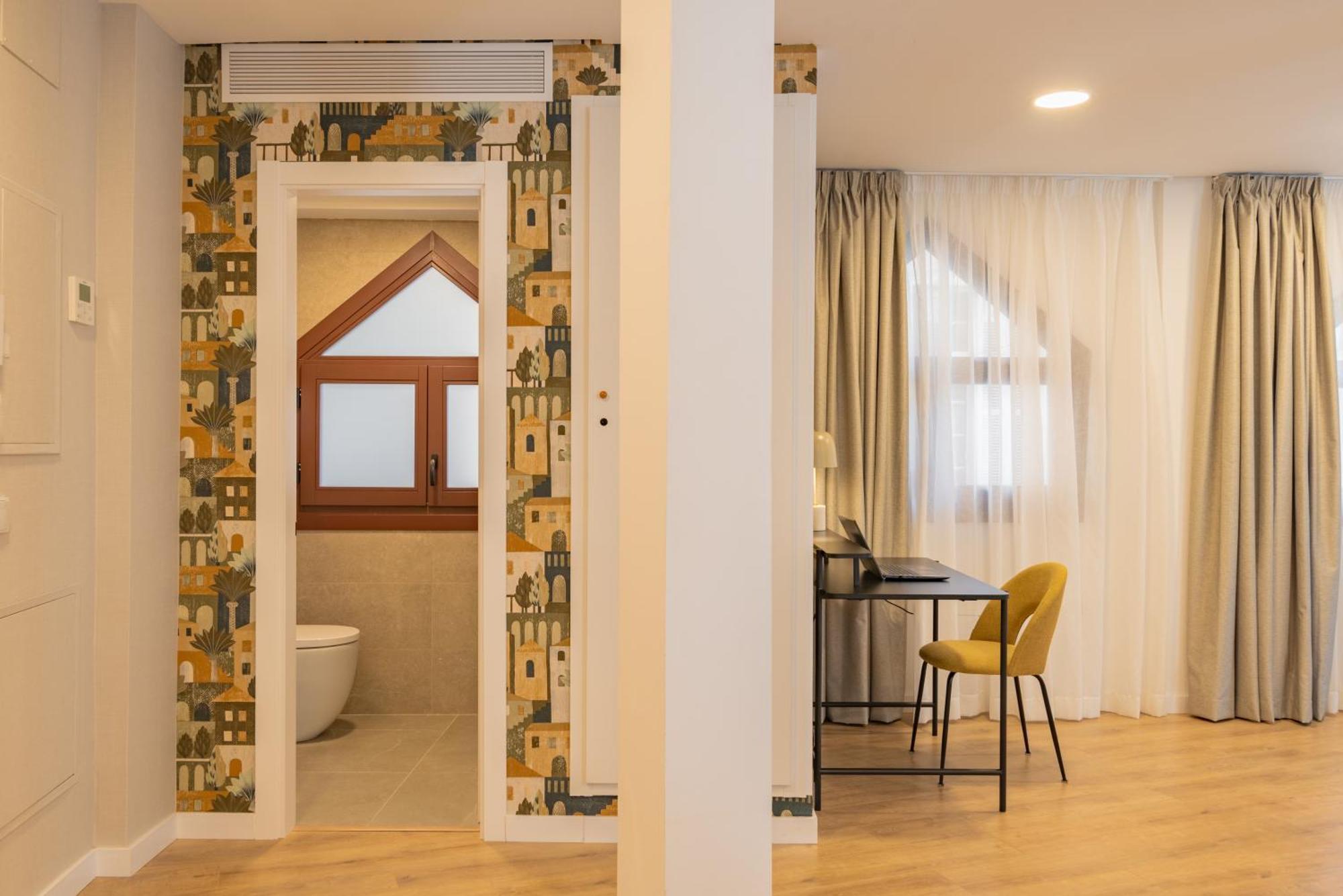 Feelathome Atarazanas Apartments Malaga Exterior photo